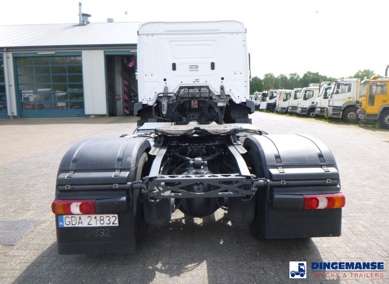 Mercedes-Benz Actros 1843 4x2 Euro 6 - Sattelzugmaschine: das Bild 5 Mercedes-Benz Actros 1843 4x2 Euro 6 - Sattelzugmaschine: das Bild 5