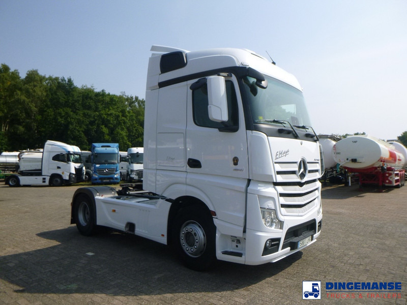 Mercedes-Benz Actros 1851 4x2 Euro 6 + Retarder - Sattelzugmaschine: das Bild 2 Mercedes-Benz Actros 1851 4x2 Euro 6 + Retarder - Sattelzugmaschine: das Bild 2