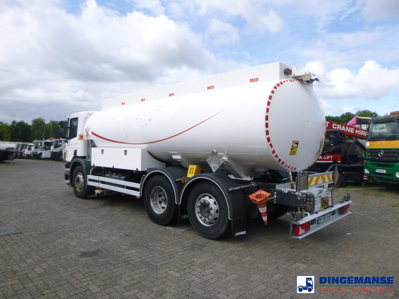 Scania P 320 DB 6X2 fuel tank 18.8 m3 / 5 comp - Tankwagen: das Bild 3 Scania P 320 DB 6X2 fuel tank 18.8 m3 / 5 comp - Tankwagen: das Bild 3