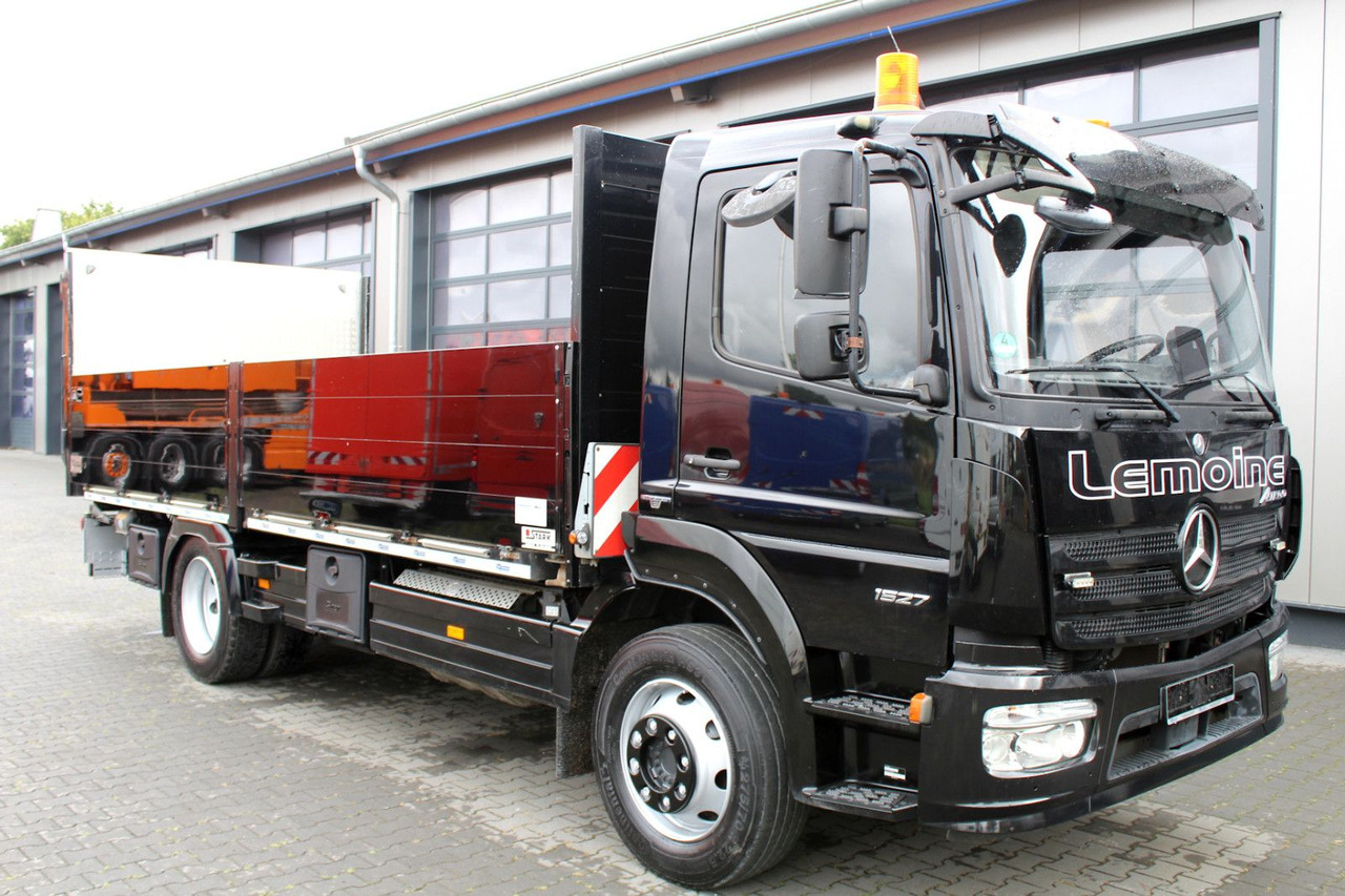 Mercedes-Benz Atego 1527 4x2 Pritsche + Ladebordwand - Pritsche LKW: das Bild 1 Mercedes-Benz Atego 1527 4x2 Pritsche + Ladebordwand - Pritsche LKW: das Bild 1