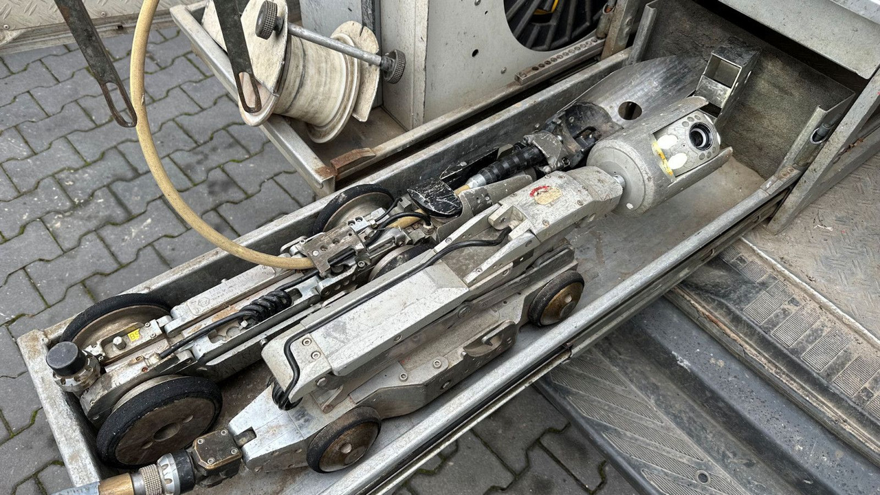 Mercedes-Benz Sprinter 516 CDI IBAK-TV Kamera Inspektion LISY - Saug-/ Spülfahrzeug: das Bild 3 Mercedes-Benz Sprinter 516 CDI IBAK-TV Kamera Inspektion LISY - Saug-/ Spülfahrzeug: das Bild 3