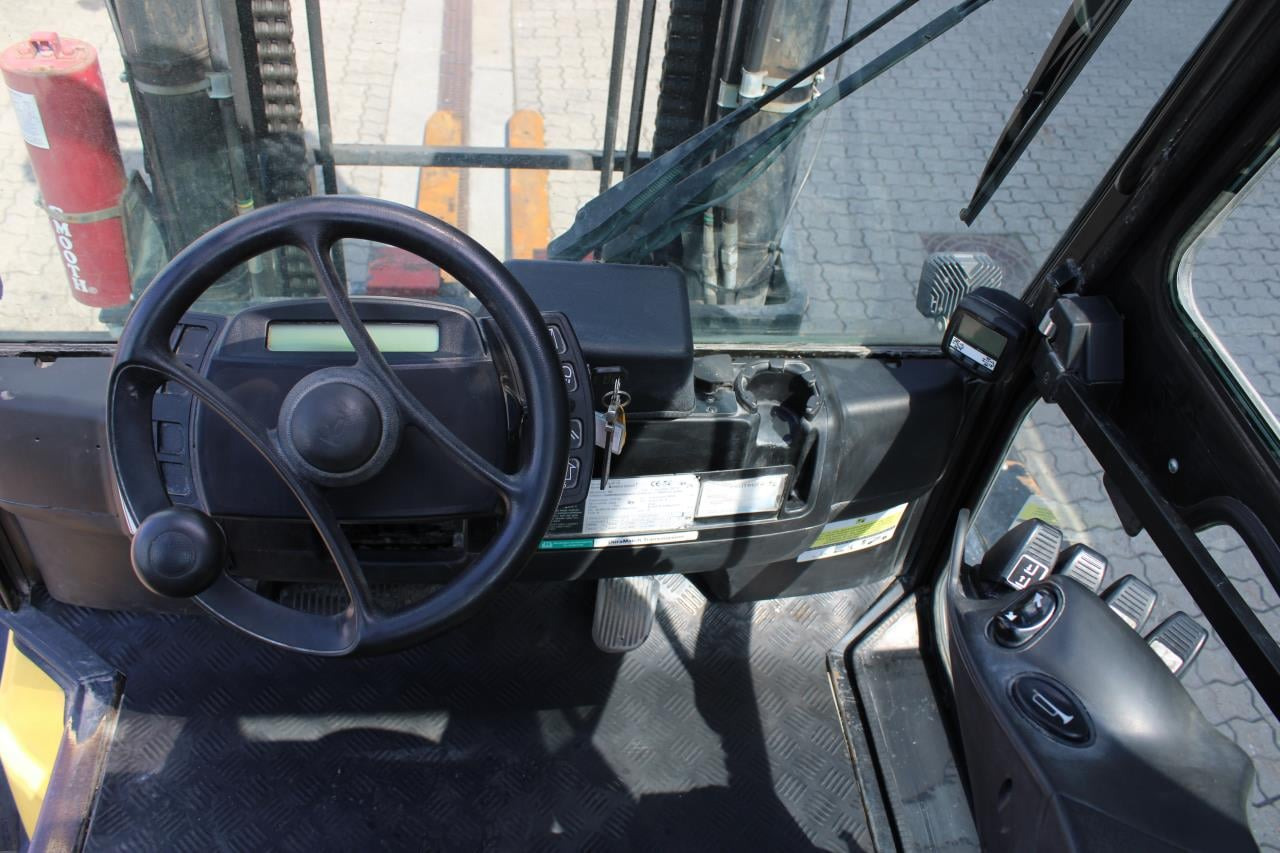 Hyster H9.0FT-6 FLK - Dieselstapler: das Bild 4 Hyster H9.0FT-6 FLK - Dieselstapler: das Bild 4