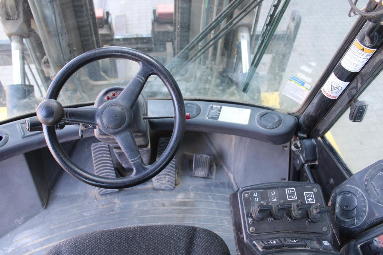 Hyster HYSTER H9.00XM-6 - Dieselstapler: das Bild 4 Hyster HYSTER H9.00XM-6 - Dieselstapler: das Bild 4