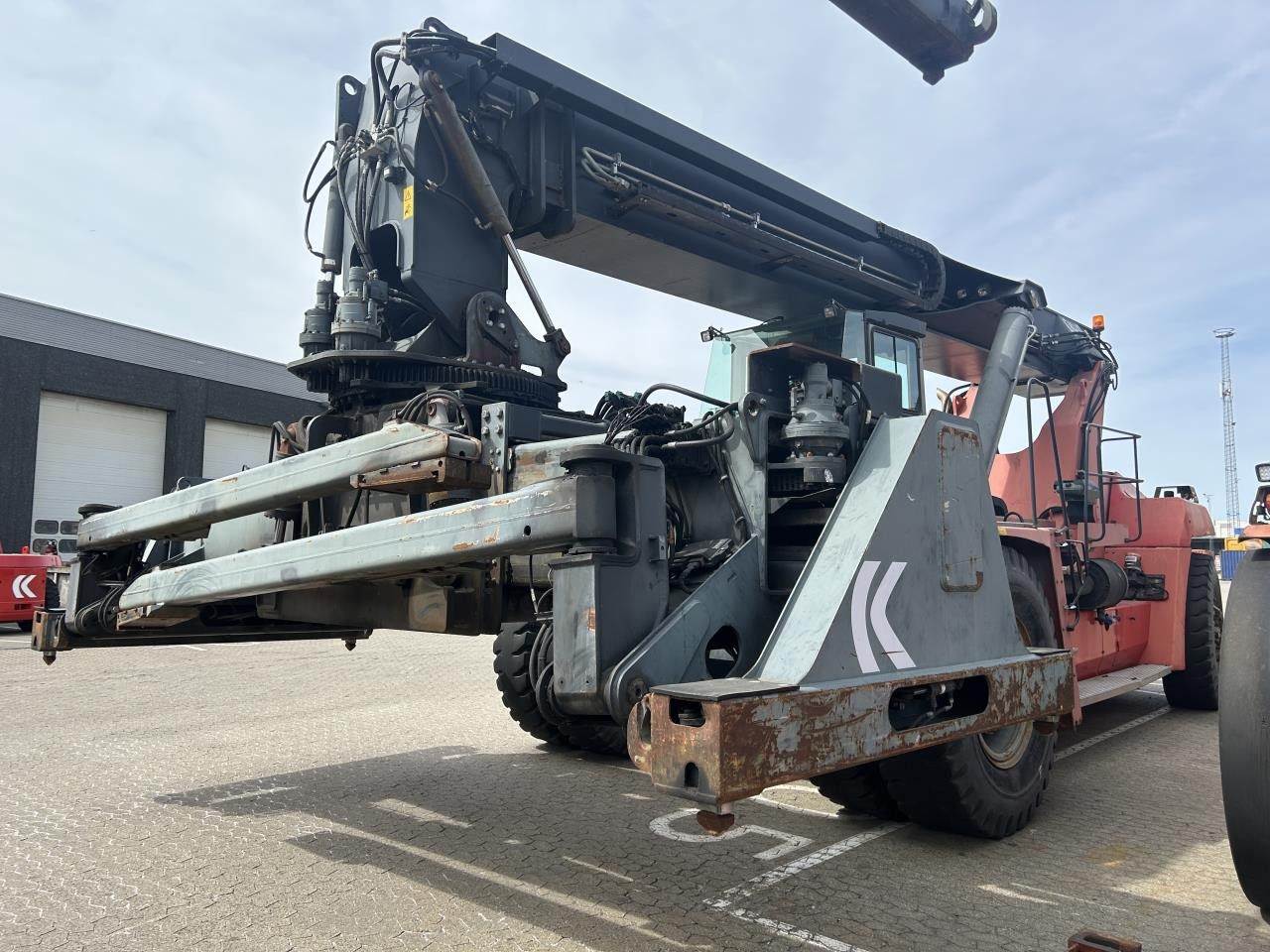 Kalmar DRF450-65C5X - Reach stacker: das Bild 1 Kalmar DRF450-65C5X - Reach stacker: das Bild 1