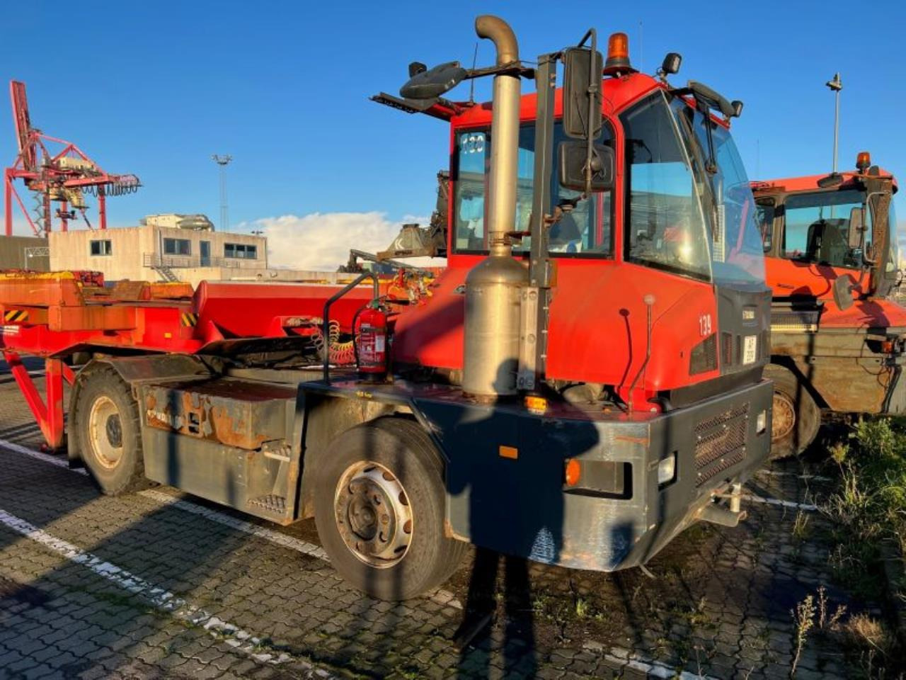Kalmar TT618I - Terminaltraktor: das Bild 1 Kalmar TT618I - Terminaltraktor: das Bild 1