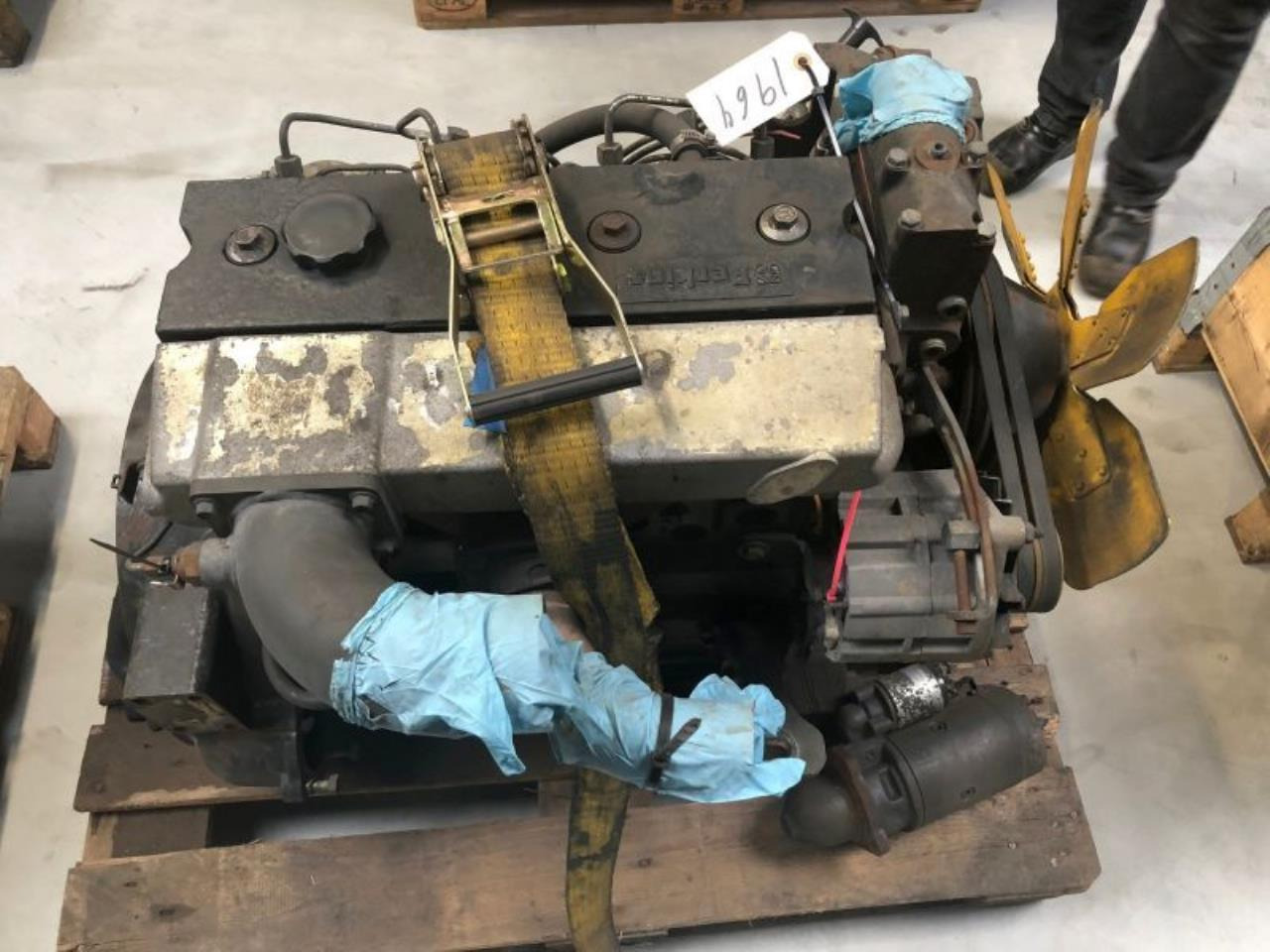 Perkins 1104T - Motor: das Bild 1 Perkins 1104T - Motor: das Bild 1