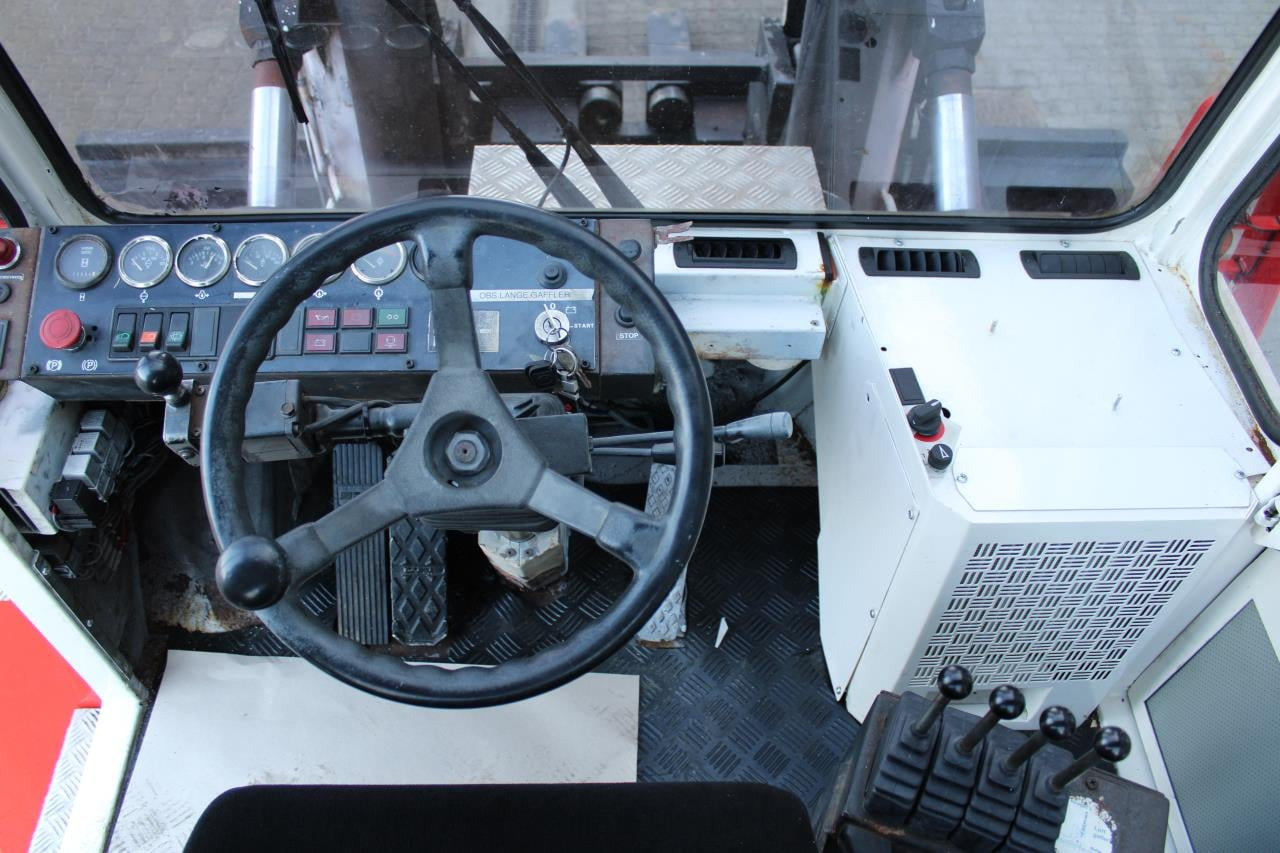 SveTruck 15120-35 - Dieselstapler: das Bild 4 SveTruck 15120-35 - Dieselstapler: das Bild 4