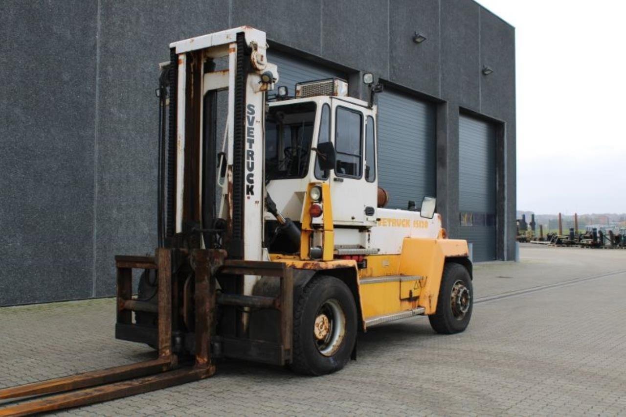 SveTruck 15120-35 - Dieselstapler: das Bild 2 SveTruck 15120-35 - Dieselstapler: das Bild 2
