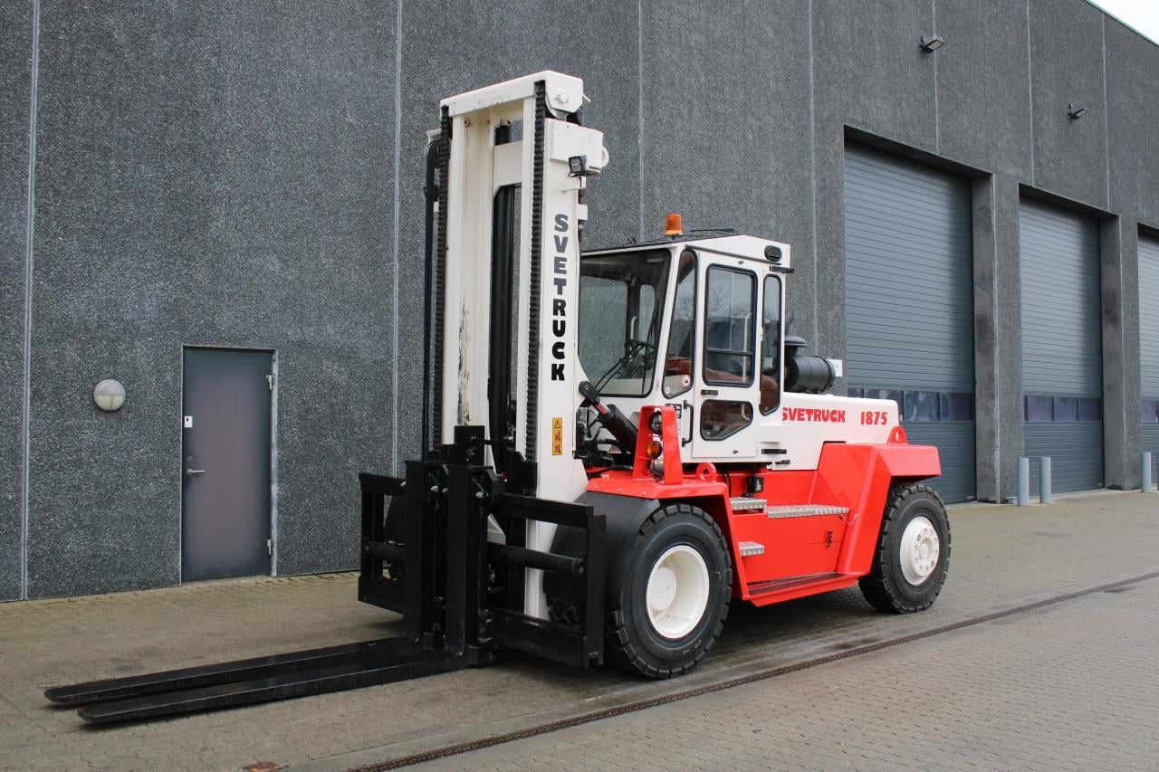 SveTruck 1875-33 - Dieselstapler: das Bild 2 SveTruck 1875-33 - Dieselstapler: das Bild 2