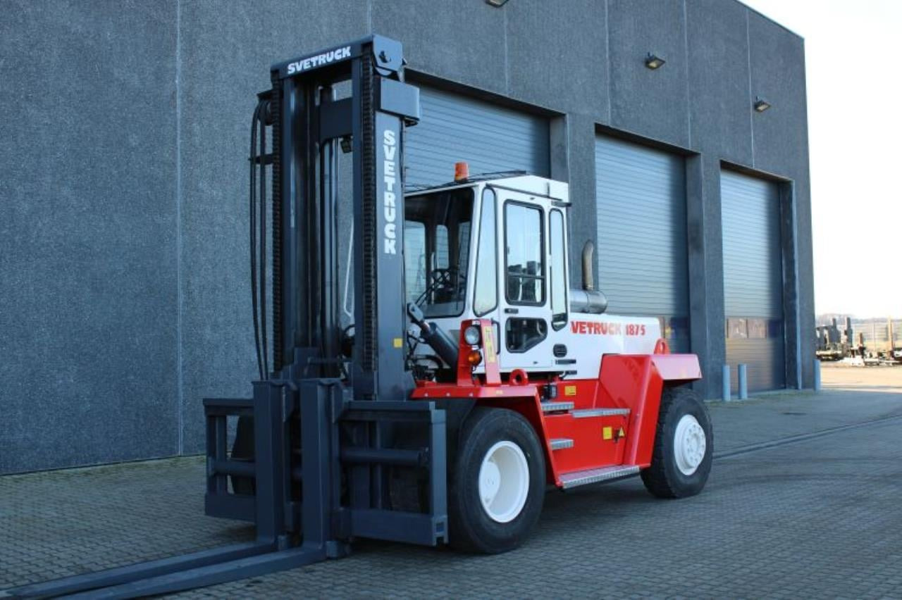 SveTruck 1875-33 - Dieselstapler: das Bild 2 SveTruck 1875-33 - Dieselstapler: das Bild 2