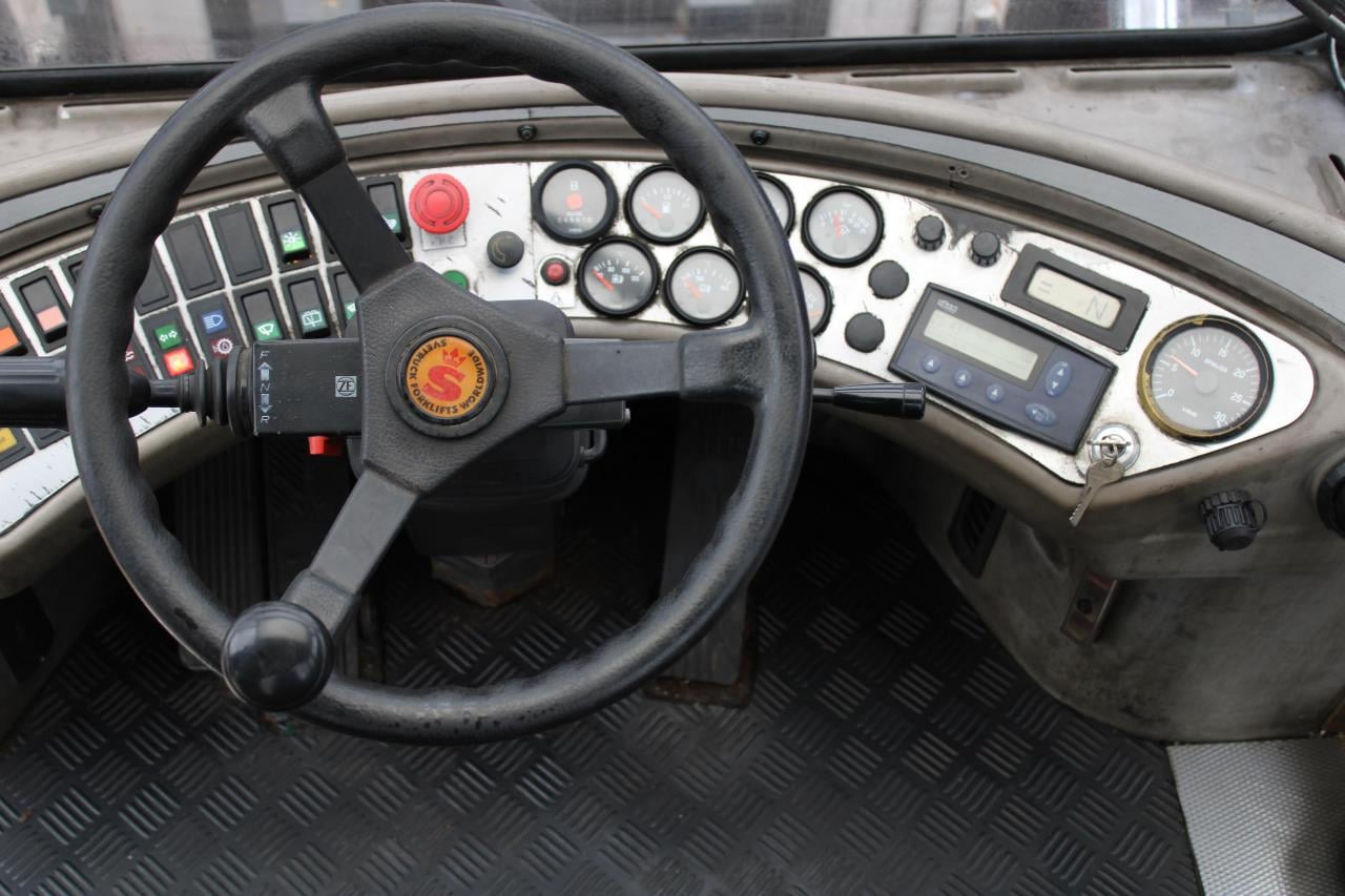 SveTruck 32120-50 - Dieselstapler: das Bild 4 SveTruck 32120-50 - Dieselstapler: das Bild 4