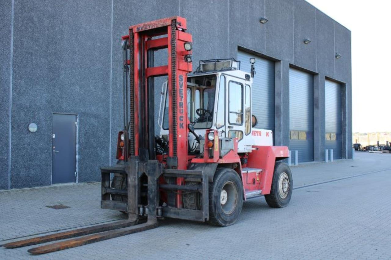 SveTruck 960-26 - Dieselstapler: das Bild 2 SveTruck 960-26 - Dieselstapler: das Bild 2