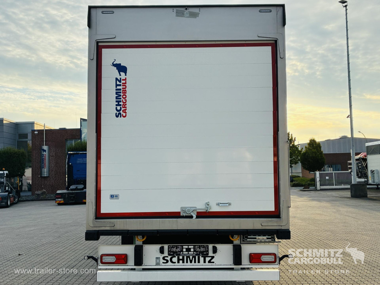 SCHMITZ Auflieger Tiefkühler Standard Double deck - Isotherm Auflieger: das Bild 3 SCHMITZ Auflieger Tiefkühler Standard Double deck - Isotherm Auflieger: das Bild 3