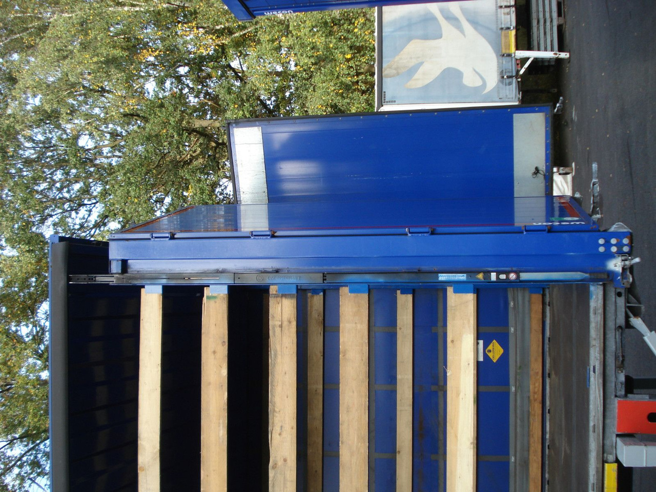 Wecon WPR 782 HD SGA 20 T NL Schwerlast Jumbo 7,82 - Planenaufbau: das Bild 5 Wecon WPR 782 HD SGA 20 T NL Schwerlast Jumbo 7,82 - Planenaufbau: das Bild 5