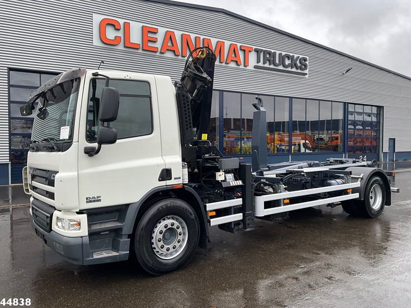 DAF FA 75 CF 250 MKG 14 Tonmeter laadkraan - Abrollkipper, Autokran: das Bild 2 DAF FA 75 CF 250 MKG 14 Tonmeter laadkraan - Abrollkipper, Autokran: das Bild 2