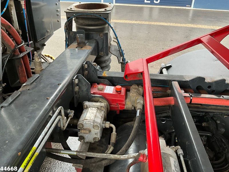 Kehrmaschine DAF FA LF 230 Euro 6 Johnston VT652 Just 87.278 km!: das Bild 9 Kehrmaschine DAF FA LF 230 Euro 6 Johnston VT652 Just 87.278 km!: das Bild 9