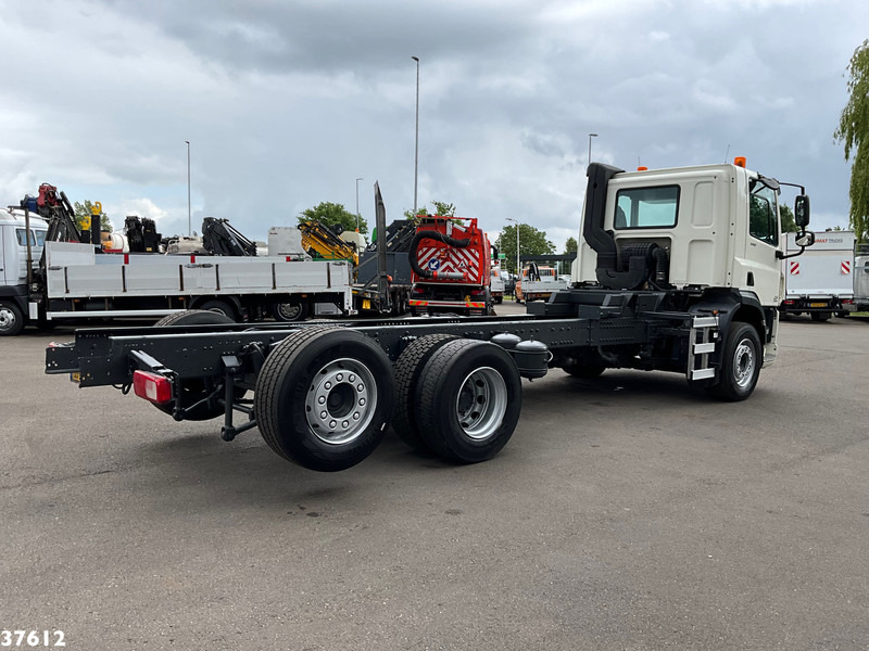 DAF FAN CF 330 Euro 6 Chassis cabine met kraanponton! Just 102.023 km! - Fahrgestell LKW: das Bild 4 DAF FAN CF 330 Euro 6 Chassis cabine met kraanponton! Just 102.023 km! - Fahrgestell LKW: das Bild 4