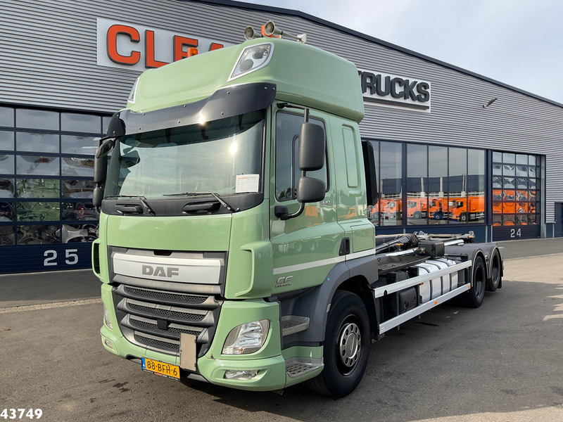 DAF FAS CF 440 Euro 6 Hiab 21 Ton haakarmsysteem - Abrollkipper: das Bild 2 DAF FAS CF 440 Euro 6 Hiab 21 Ton haakarmsysteem - Abrollkipper: das Bild 2