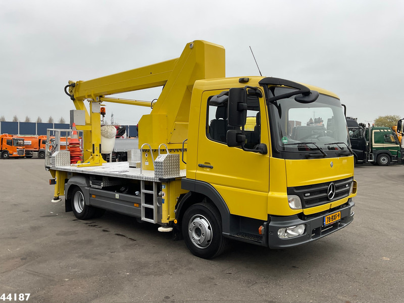Mercedes-Benz Atego 815 Wumag Elevant 17 meter hoogwerker Just 39.048 km! - LKW: das Bild 4 Mercedes-Benz Atego 815 Wumag Elevant 17 meter hoogwerker Just 39.048 km! - LKW: das Bild 4
