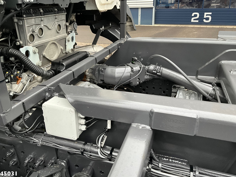 Abrollkipper Mercedes-Benz Actros 2643 VDL 21 Ton haakarmsysteem: das Bild 7