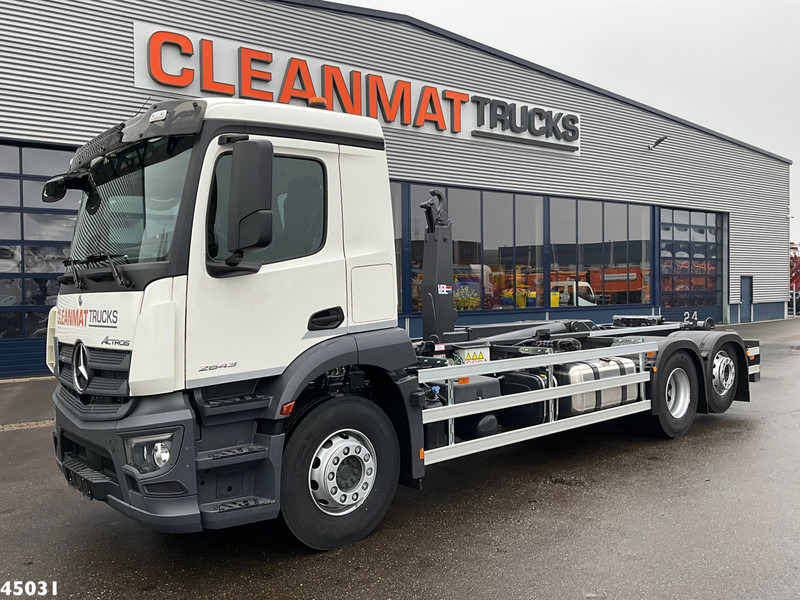 Mercedes-Benz Actros 2643 VDL 21 Ton haakarmsysteem - Abrollkipper: das Bild 2 Mercedes-Benz Actros 2643 VDL 21 Ton haakarmsysteem - Abrollkipper: das Bild 2