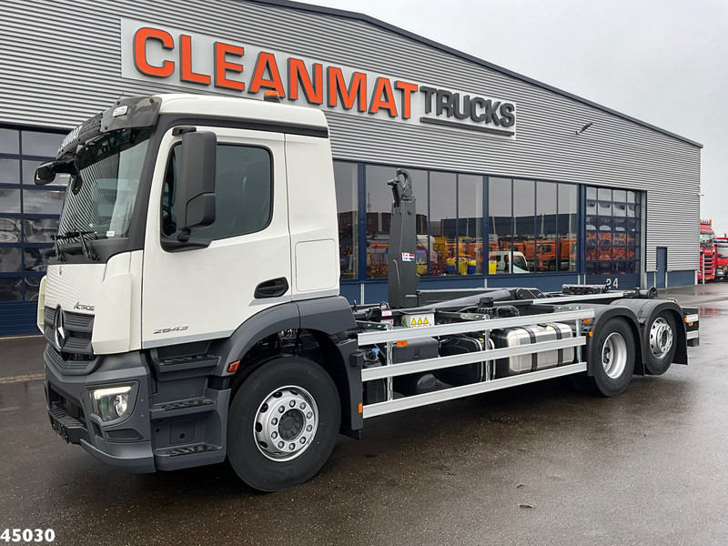 Mercedes-Benz Actros 2643 VDL 21 Ton haakarmsysteem - Abrollkipper: das Bild 2 Mercedes-Benz Actros 2643 VDL 21 Ton haakarmsysteem - Abrollkipper: das Bild 2