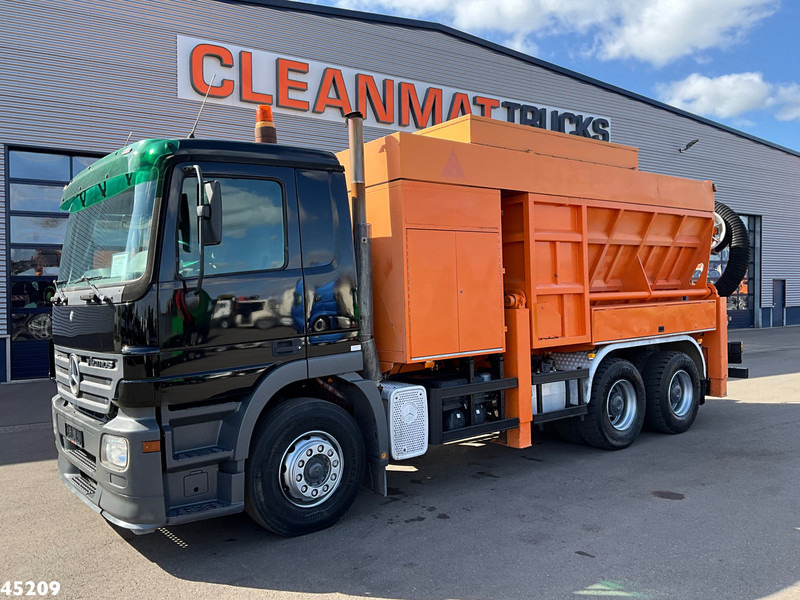 Mercedes-Benz Actros 3336 6x4 RSP Saugbagger 7m³ - Saug-/ Spülfahrzeug: das Bild 2 Mercedes-Benz Actros 3336 6x4 RSP Saugbagger 7m³ - Saug-/ Spülfahrzeug: das Bild 2