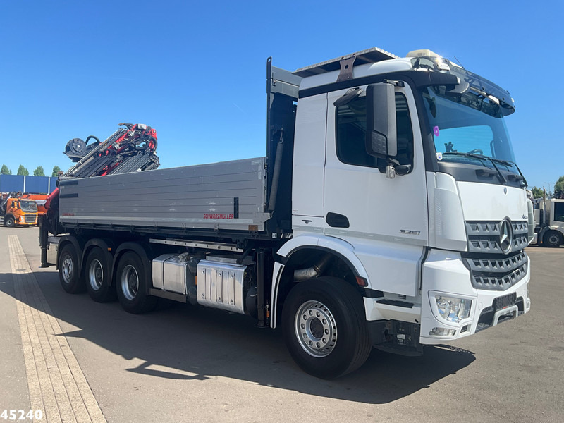Mercedes-Benz Arocs 3251 8x4 Euro 6 Retarder Palfinger 34 Tonmeter laadkraan + Fly-Jib 2 zijdige kipper Just 146.766 km! - Kipper, Autokran: das Bild 4 Mercedes-Benz Arocs 3251 8x4 Euro 6 Retarder Palfinger 34 Tonmeter laadkraan + Fly-Jib 2 zijdige kipper Just 146.766 km! - Kipper, Autokran: das Bild 4