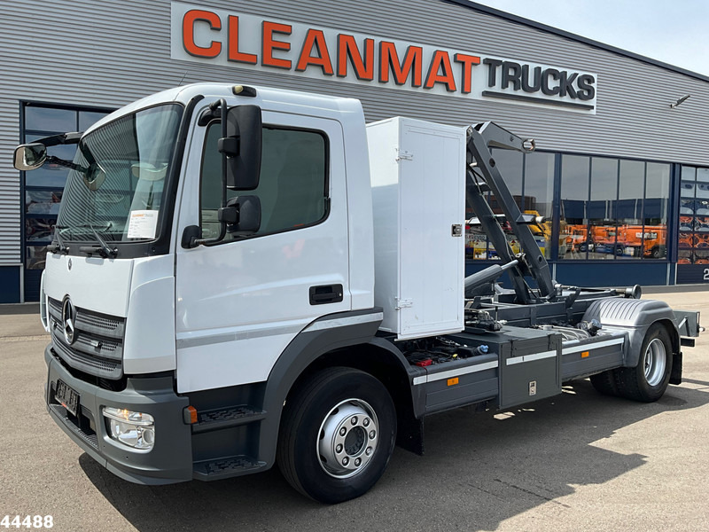 Mercedes-Benz Atego 1218 Euro 6 Manual 7 Ton haakarmsysteem - Abrollkipper: das Bild 1 Mercedes-Benz Atego 1218 Euro 6 Manual 7 Ton haakarmsysteem - Abrollkipper: das Bild 1