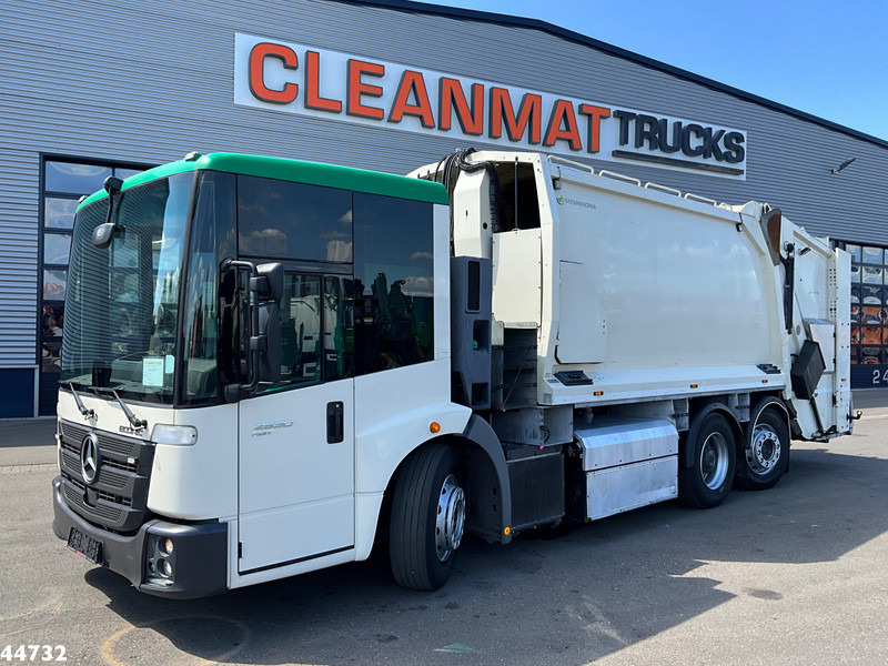 Mercedes-Benz Econic 2630 Euro 6 CNG Norba MF 300 18m³ 2 compartimenten just 137.620 km! - Müllwagen: das Bild 2 Mercedes-Benz Econic 2630 Euro 6 CNG Norba MF 300 18m³ 2 compartimenten just 137.620 km! - Müllwagen: das Bild 2