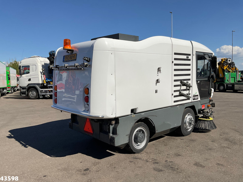 Ravo 540 - Kehrmaschine: das Bild 5 Ravo 540 - Kehrmaschine: das Bild 5