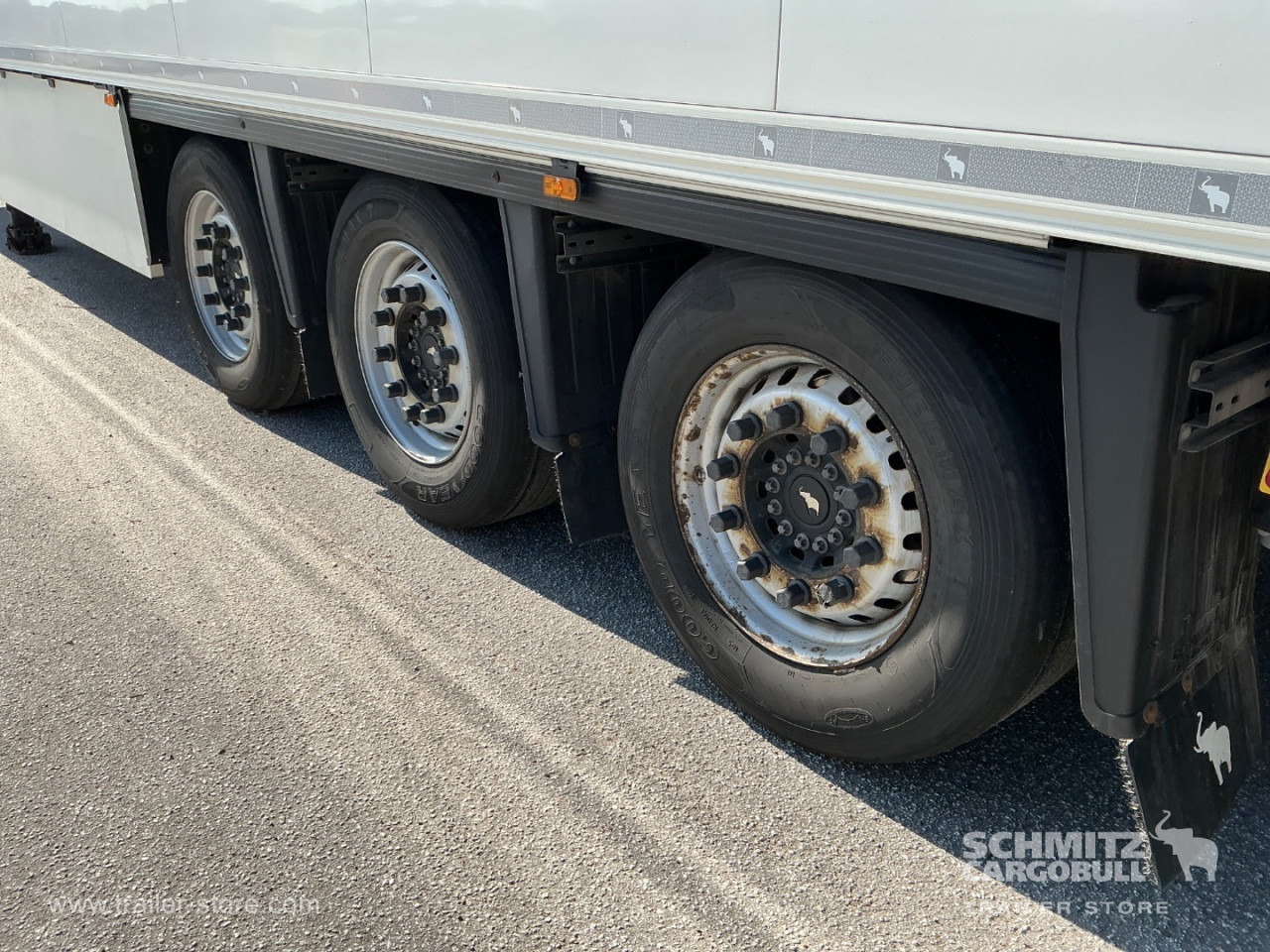 SCHMITZ Reefer Multitemp Double deck - Isotherm Auflieger: das Bild 5 SCHMITZ Reefer Multitemp Double deck - Isotherm Auflieger: das Bild 5