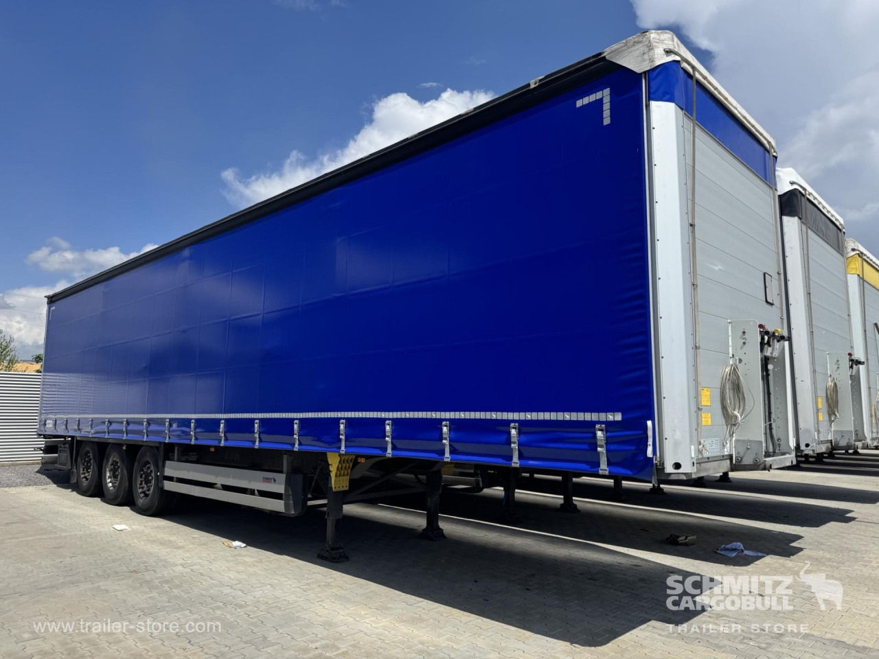 SCHMITZ Curtainsider Standard - Planenauflieger: das Bild 1 SCHMITZ Curtainsider Standard - Planenauflieger: das Bild 1