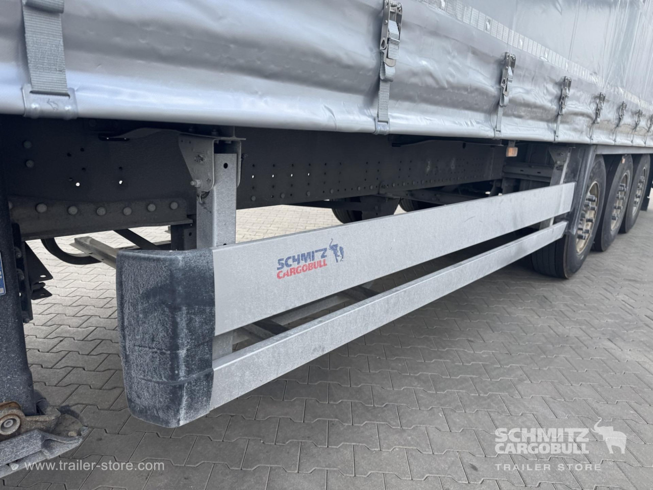SCHMITZ Curtainsider Standard - Planenauflieger: das Bild 2 SCHMITZ Curtainsider Standard - Planenauflieger: das Bild 2