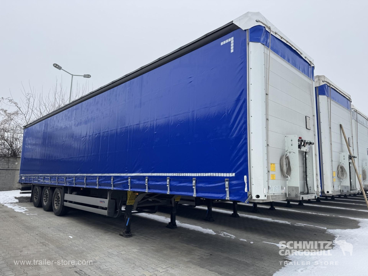 SCHMITZ Curtainsider Standard - Planenauflieger: das Bild 1 SCHMITZ Curtainsider Standard - Planenauflieger: das Bild 1