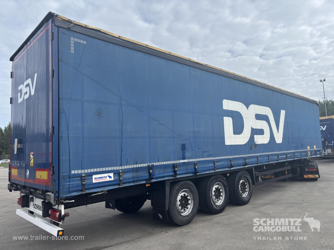 SCHMITZ Curtainsider Standard - Planenauflieger: das Bild 1 SCHMITZ Curtainsider Standard - Planenauflieger: das Bild 1