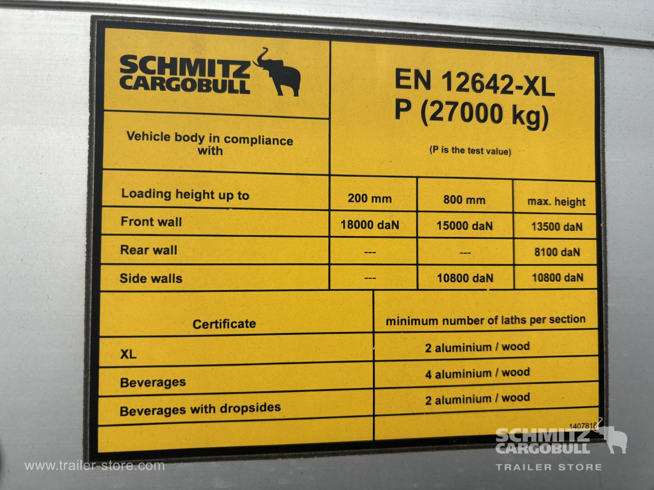 SCHMITZ Curtainsider Standard - Planenauflieger: das Bild 2 SCHMITZ Curtainsider Standard - Planenauflieger: das Bild 2