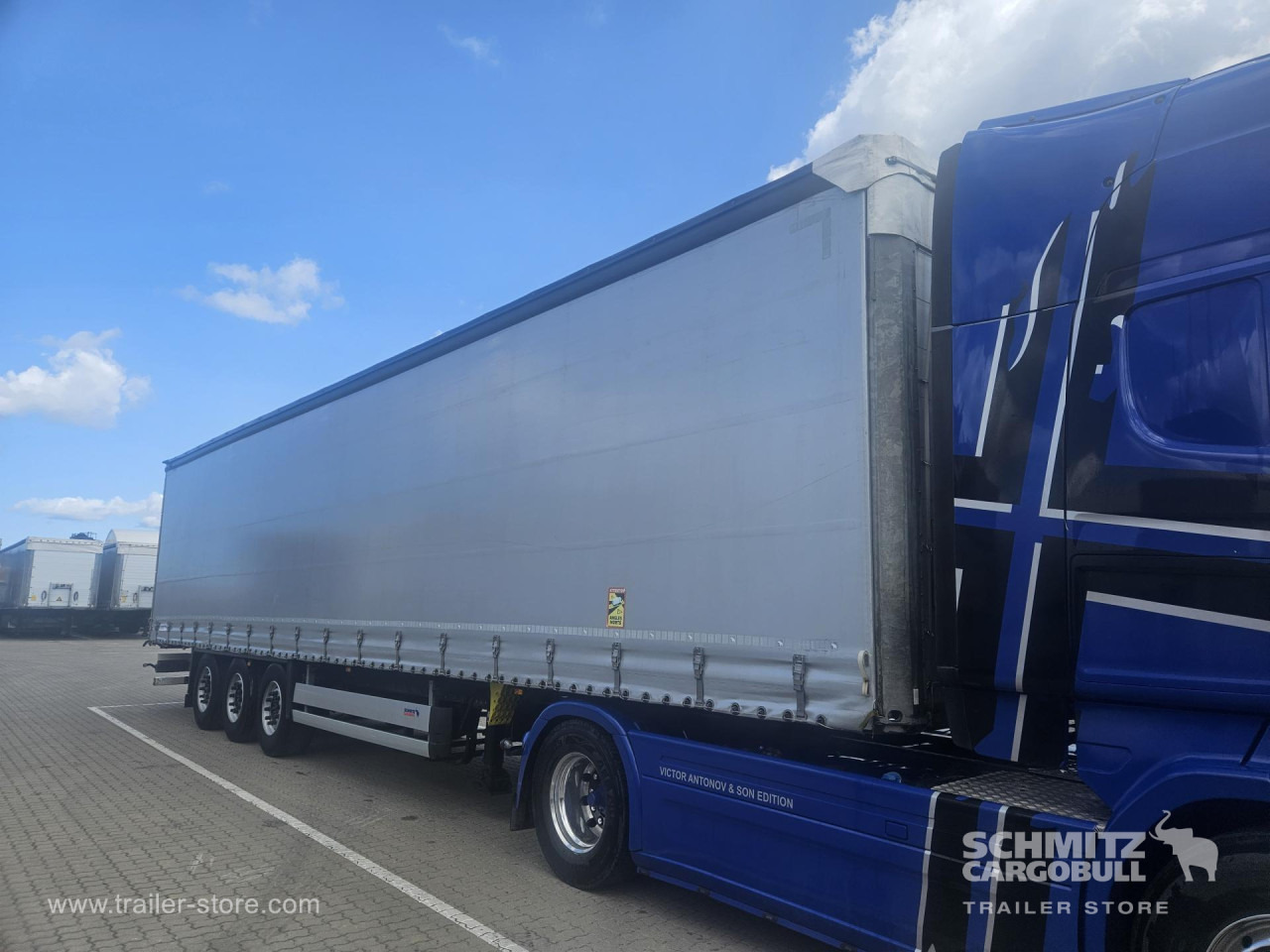 SCHMITZ Curtainsider Standard - Planenauflieger: das Bild 4 SCHMITZ Curtainsider Standard - Planenauflieger: das Bild 4