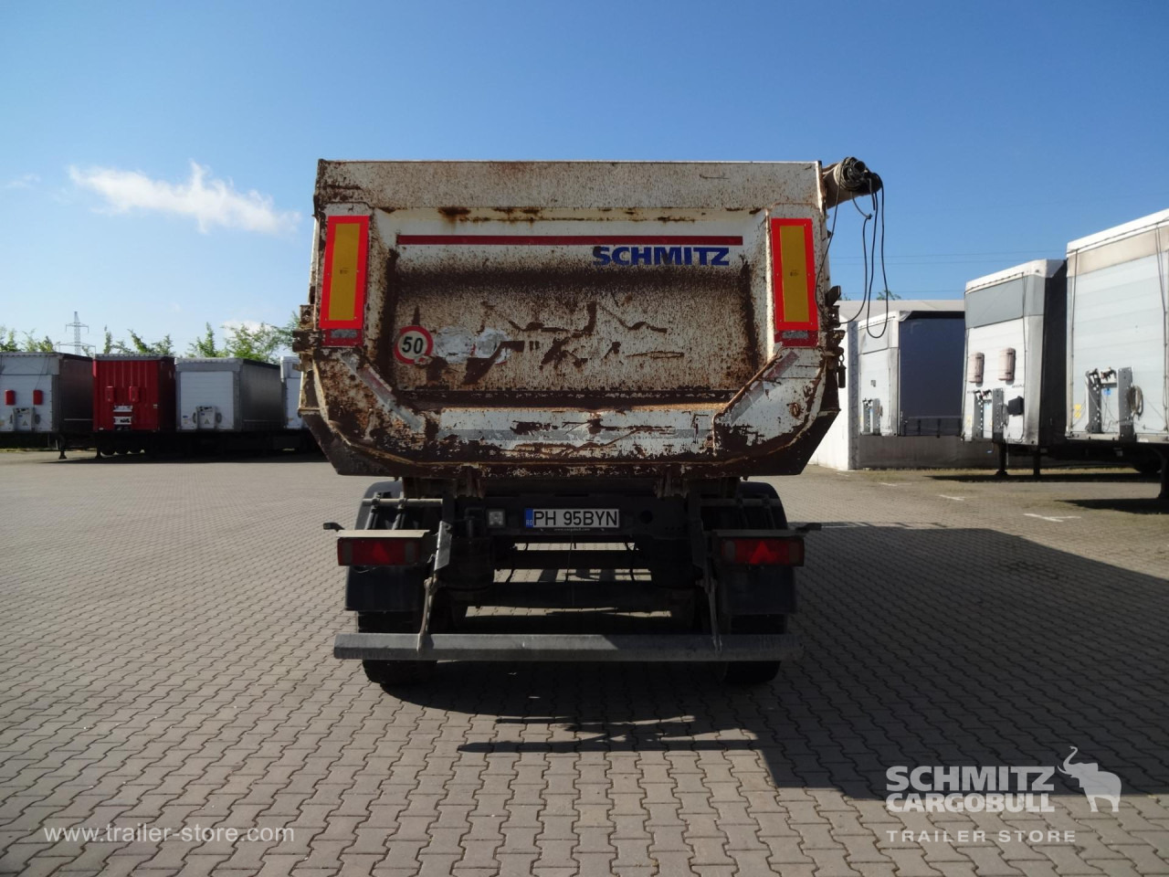 SCHMITZ Tipper Steel half pipe body 28m³ - Kipper Auflieger: das Bild 5 SCHMITZ Tipper Steel half pipe body 28m³ - Kipper Auflieger: das Bild 5