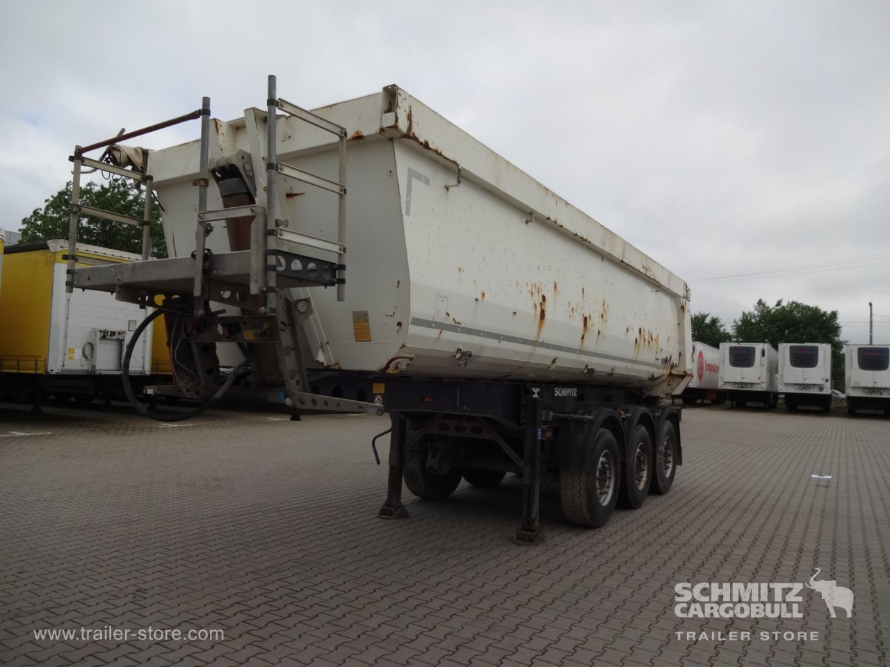 SCHMITZ Tipper Steel half pipe body 28m³ - Kipper Auflieger: das Bild 5 SCHMITZ Tipper Steel half pipe body 28m³ - Kipper Auflieger: das Bild 5