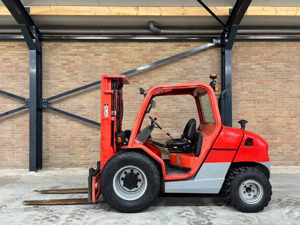 Manitou MH 25.4 T - Geländestapler: das Bild 1 Manitou MH 25.4 T - Geländestapler: das Bild 1
