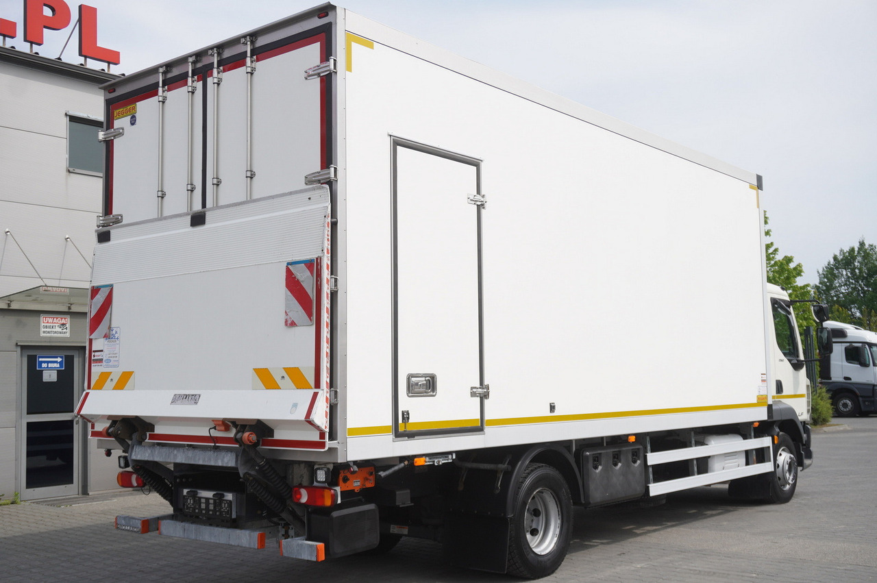 DAF LF 16.260 / Jegger Refrigerator / Carrier Supra 750 / DHOLLANDIA 1500 kg / Sleeper cab - Kühlkoffer LKW: das Bild 3 DAF LF 16.260 / Jegger Refrigerator / Carrier Supra 750 / DHOLLANDIA 1500 kg / Sleeper cab - Kühlkoffer LKW: das Bild 3