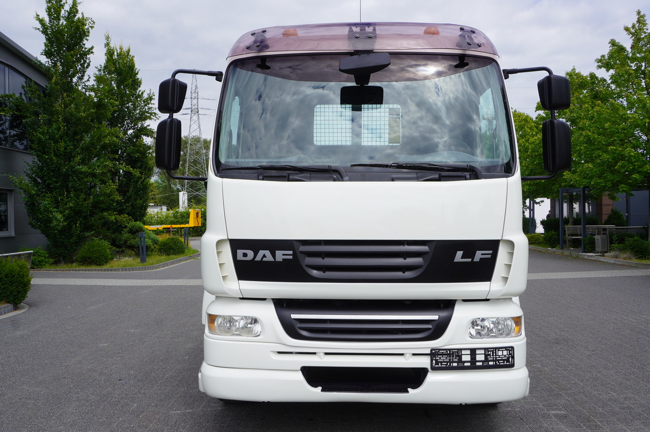 DAF LF 55.220 Skip loader GUIMA PALFINGER M14T - Absetzkipper: das Bild 2 DAF LF 55.220 Skip loader GUIMA PALFINGER M14T - Absetzkipper: das Bild 2