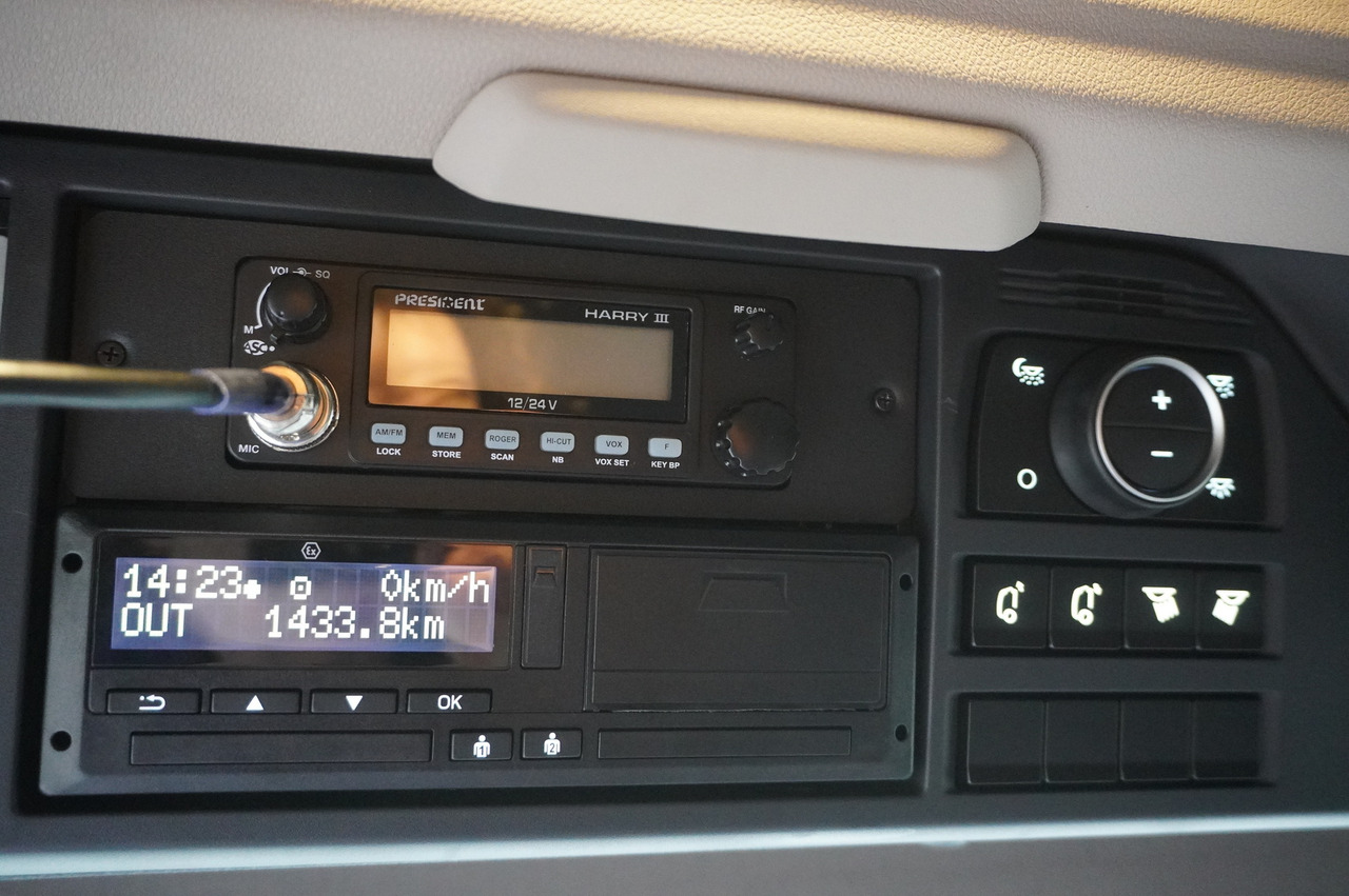 DAF NEW DAF XF 450 6x2 / 2025 / NEW Lamberet 18 EPAL Refrigerator / Carrier Supra 850 MT / Multitemperature / No mileage - Kühlkoffer LKW: das Bild 2 DAF NEW DAF XF 450 6x2 / 2025 / NEW Lamberet 18 EPAL Refrigerator / Carrier Supra 850 MT / Multitemperature / No mileage - Kühlkoffer LKW: das Bild 2