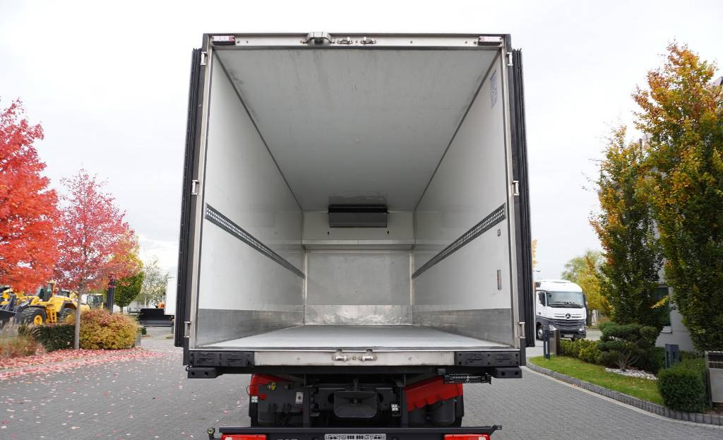 Kühlkoffer LKW DAF XF 450 6×2 E6 / Refrigerator Lacapitaine / ATP/FRC to 2027 / 18 pallets: das Bild 9