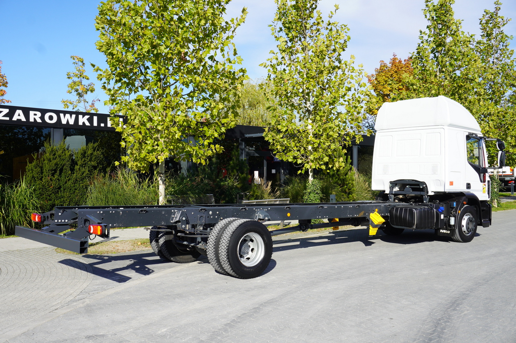 IVECO Eurocargo 140e19 4×2 E6 Glob / ADR / frame 8,1m - Fahrgestell LKW: das Bild 4 IVECO Eurocargo 140e19 4×2 E6 Glob / ADR / frame 8,1m - Fahrgestell LKW: das Bild 4