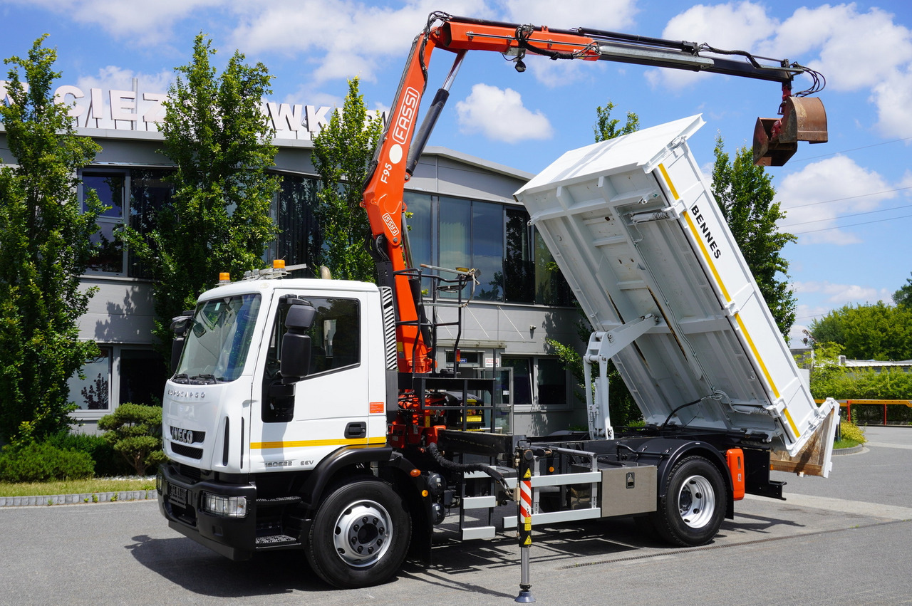 IVECO Eurocargo 160E22 EEV Dump truck / Bortmatic / Crane FASSI F95A.0.22 - Autokran: das Bild 1 IVECO Eurocargo 160E22 EEV Dump truck / Bortmatic / Crane FASSI F95A.0.22 - Autokran: das Bild 1