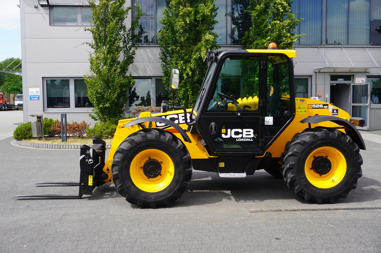 JCB 526-56 AGRI Plus / 5.6 m telescopic loader / joystick - Teleskoplader: das Bild 2 JCB 526-56 AGRI Plus / 5.6 m telescopic loader / joystick - Teleskoplader: das Bild 2