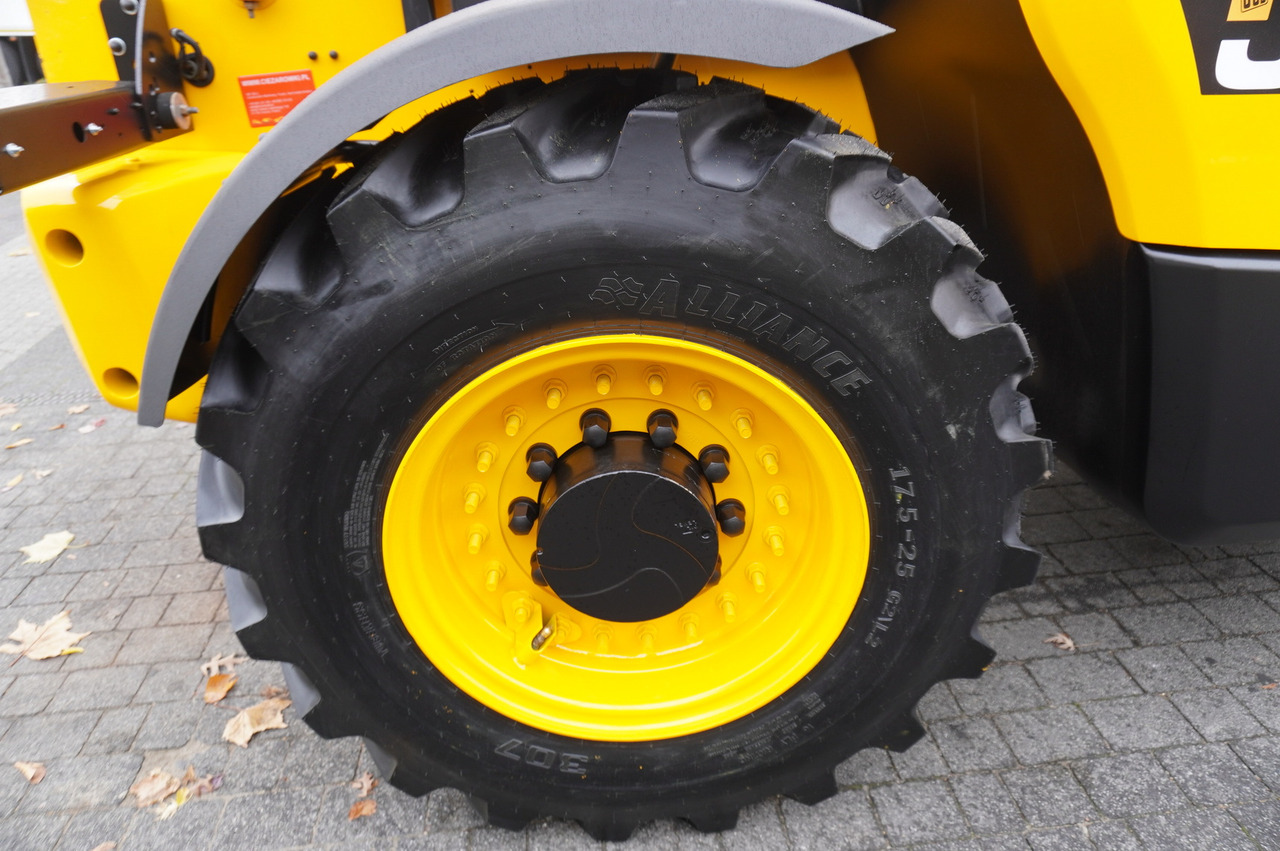 JCB 560-80 / 6 ton lifting capacity / power 146 HP – Finanzierungsleasing JCB 560-80 / 6 ton lifting capacity / power 146 HP: das Bild 23