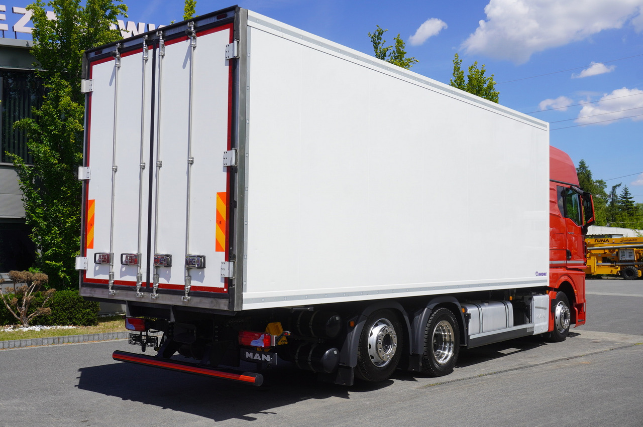 MAN GX 26.510 / 2022 / NEW Krone bitemperature refrigerated truck / Carrier Supra 850 MT / 4 units - Kühlkoffer LKW: das Bild 5 MAN GX 26.510 / 2022 / NEW Krone bitemperature refrigerated truck / Carrier Supra 850 MT / 4 units - Kühlkoffer LKW: das Bild 5